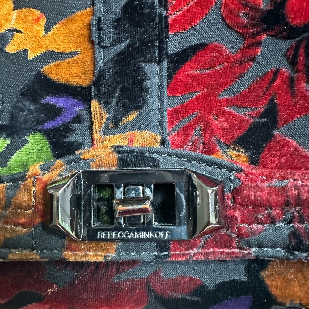 Gorgeous Velvet Rebecca Minkoff Love Floral Crossbody Gently Loved RARE FIND! - Picture 3 of 10
